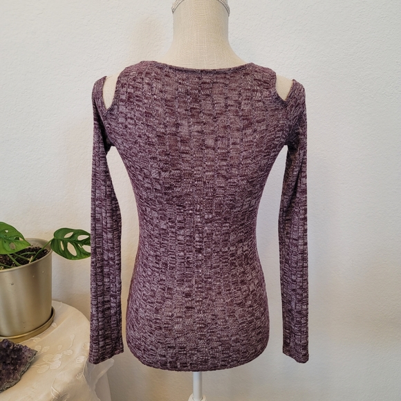 Hollister Purple Long Sleeve Size Small - Picture 2 of 6
